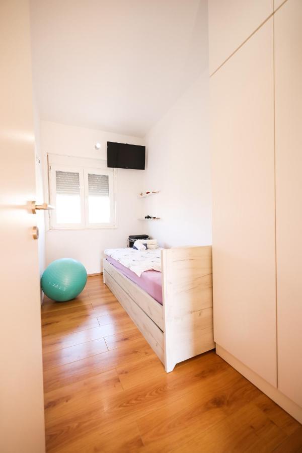 Apartman Heder 扎达尔 外观 照片