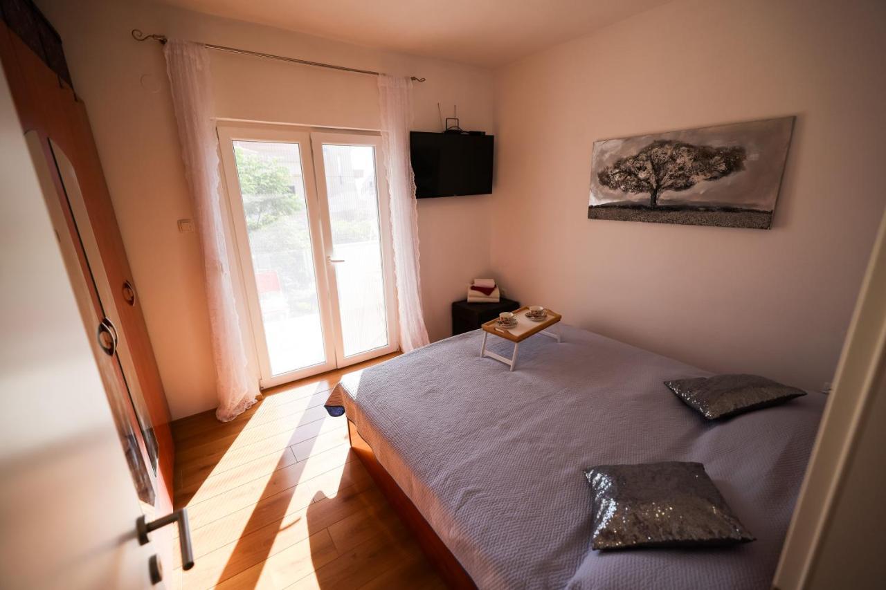 Apartman Heder 扎达尔 外观 照片